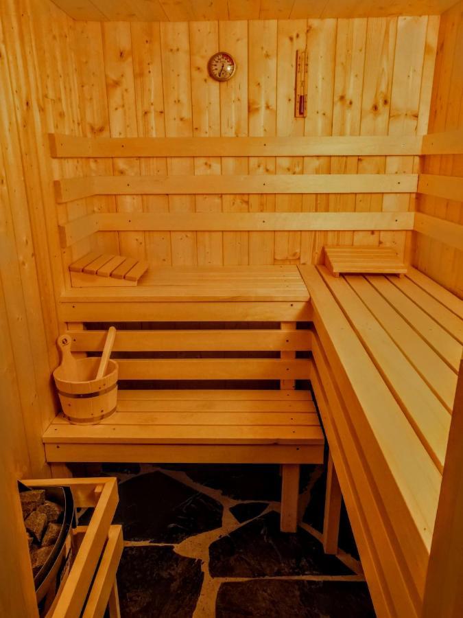 Chez Lucienne, Jacuzzi Et Sauna Samoëns Exterior foto
